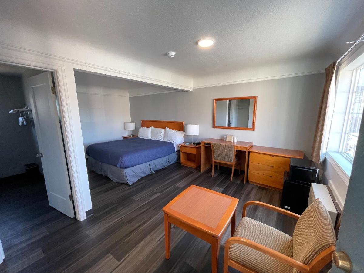 פורטלנד Holiday Motel מראה חיצוני תמונה